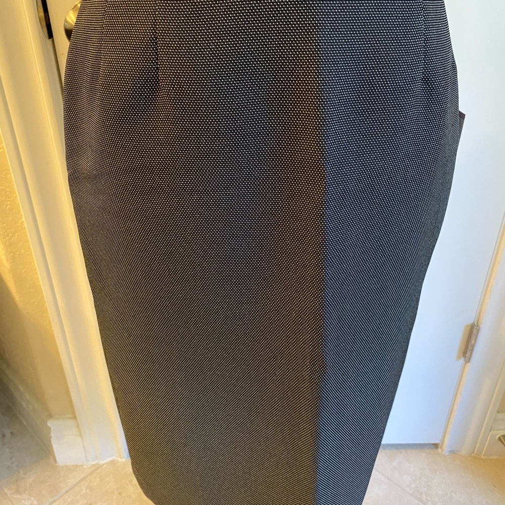Black/white skirt new w/tags